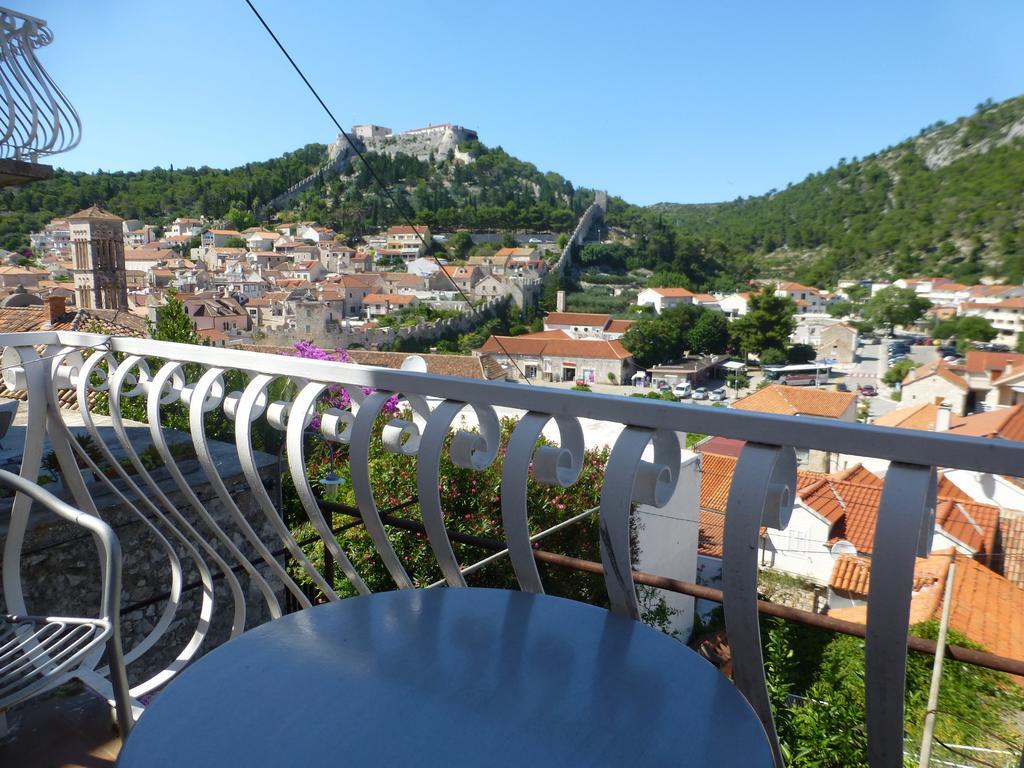 Guesthouse Bracanovic Hvar Town Oda fotoğraf